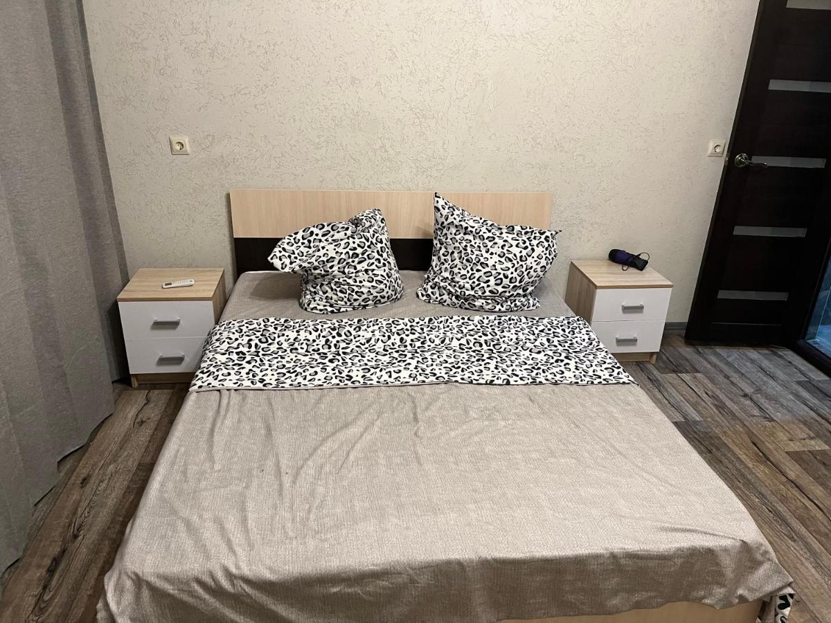 加格拉 Леон酒店 外观 照片