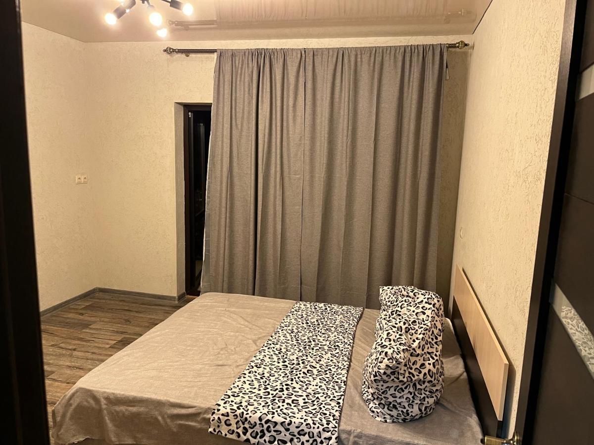 加格拉 Леон酒店 外观 照片
